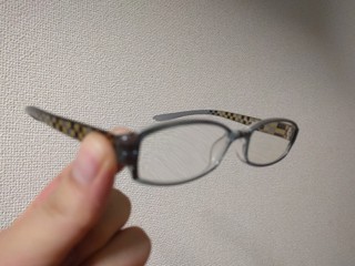 盛岡メガネサロンからメガネ
